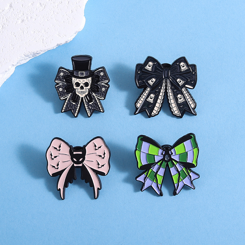 할로윈 테마 브로치 핀 귀여운 리본 모양 해골 디자인  - Tuxedo Lapel Pin 리뷰 및 가격